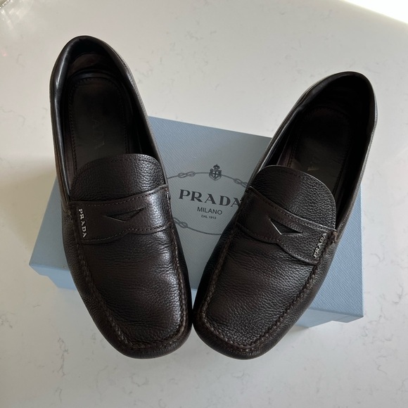 Prada Men’s Saffiano Leather Driving Loafers - Picture 5 of 14